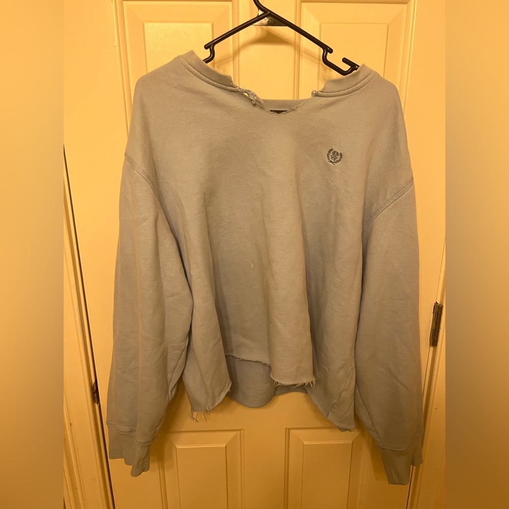 Thrifted distressed cropped pullover